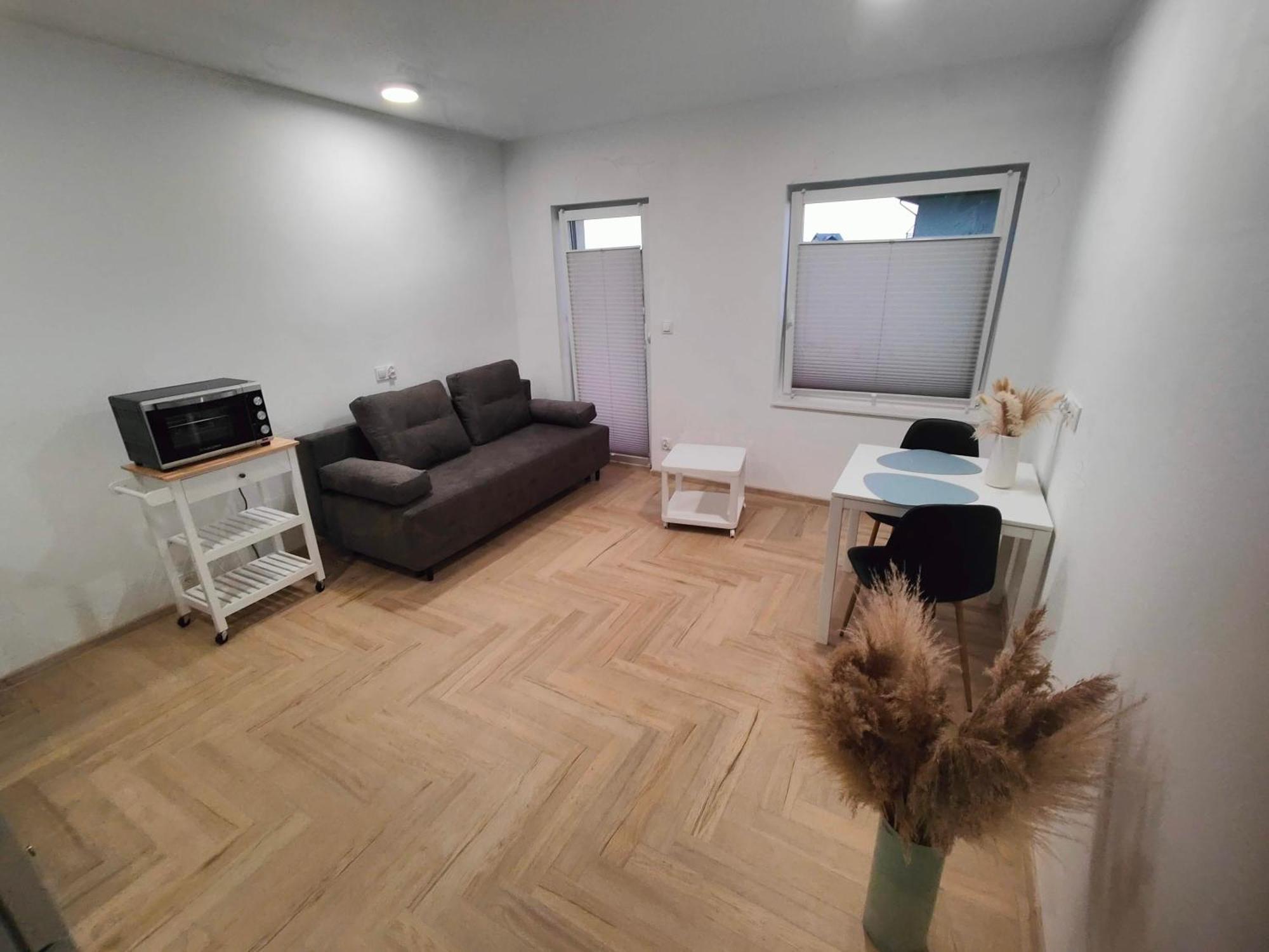 Turkusowa Apartment Mosty Luaran gambar