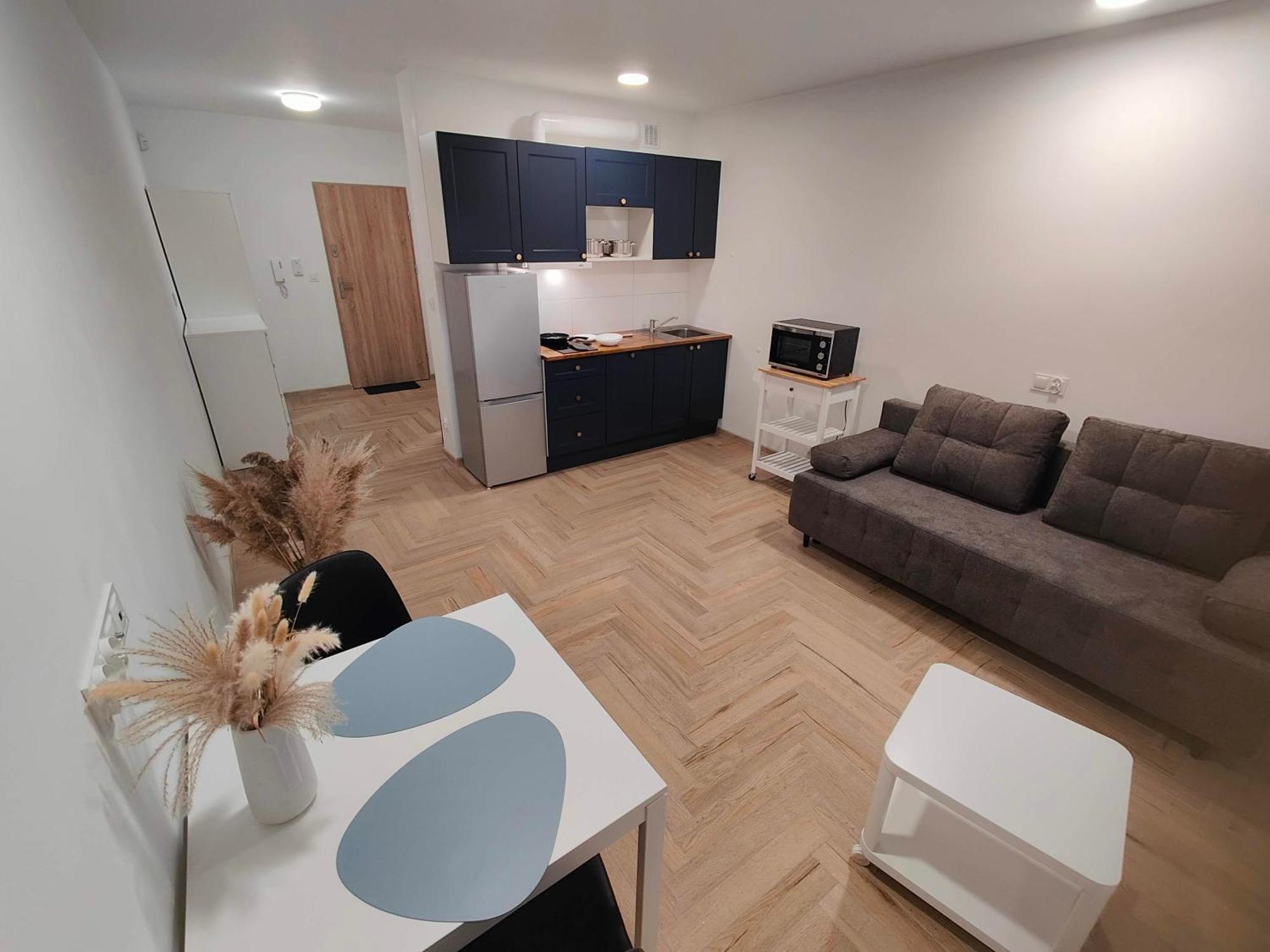 Turkusowa Apartment Mosty Luaran gambar